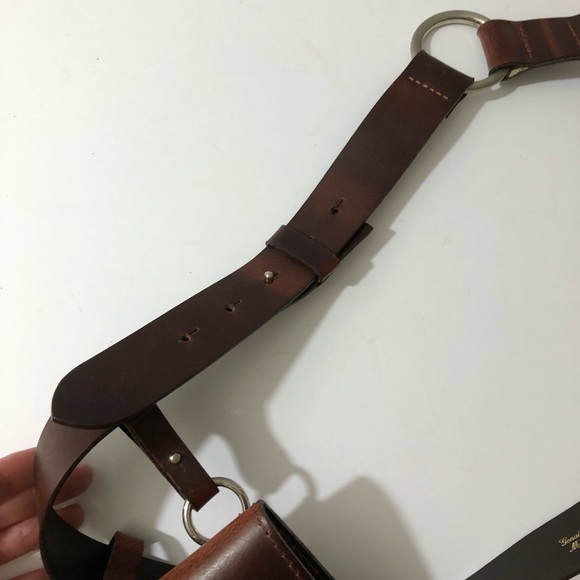 NEW Details Leather Mini Messenger Pouch Brown - Picture 11 of 12